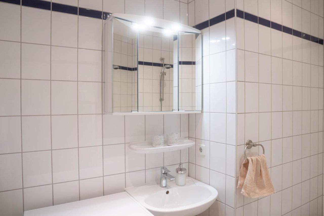 Gemuetliche 45M² Wohnung Mit Netflix & Disney+ Erfurt Exterior foto